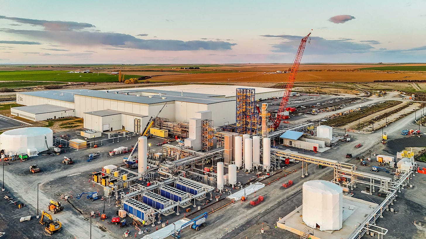 Sila Begins the Commissioning of its Moses Lake Plant, a Major… Sila Begins the Commissioning of its Moses Lake Plant, a Major…
