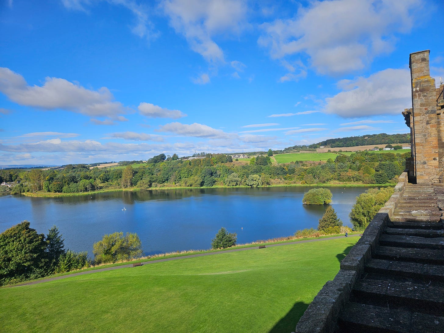 Linlithgow Palace sits atop a hill overlooking the beautiful loch. Imagine playing here as a child or having picnics on the grass. Linlithgow Palace sits atop a hill overlooking the beautiful loch. Imagine playing here as a child or having picnics on the grass.