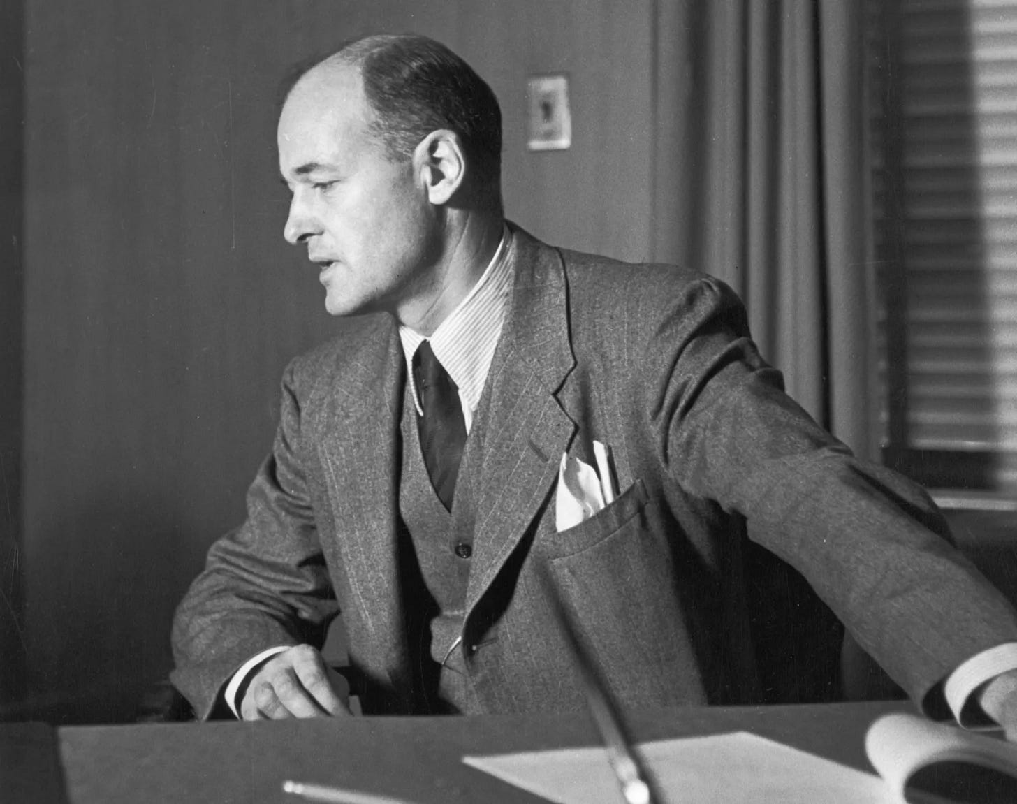 What Cold War Icon George F. Kennan Would Think of Russia's War in Ukraine  - Bloomberg
