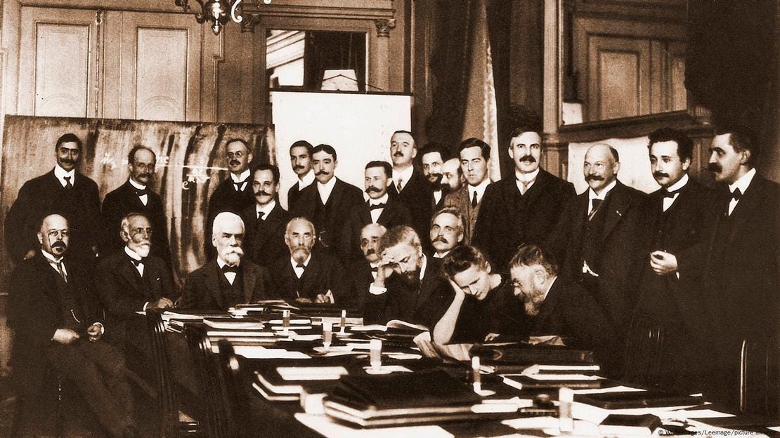 La Conferencia de Física de Solvay de 1911 en Bruselas.
