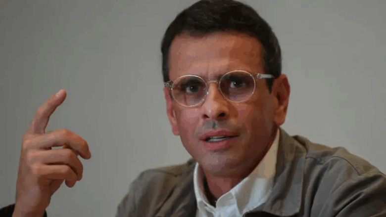 Henrique Capriles: "La mayor parte de las personas que quieren una invasión de Estados Unidos no viven en Venezuela" Henrique Capriles: "La mayor parte de las personas que quieren una invasión de Estados Unidos no viven en Venezuela"