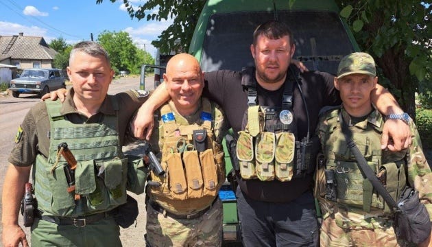 На евакуацію є 5-7 хвилин: як працюють «Білі янголи»