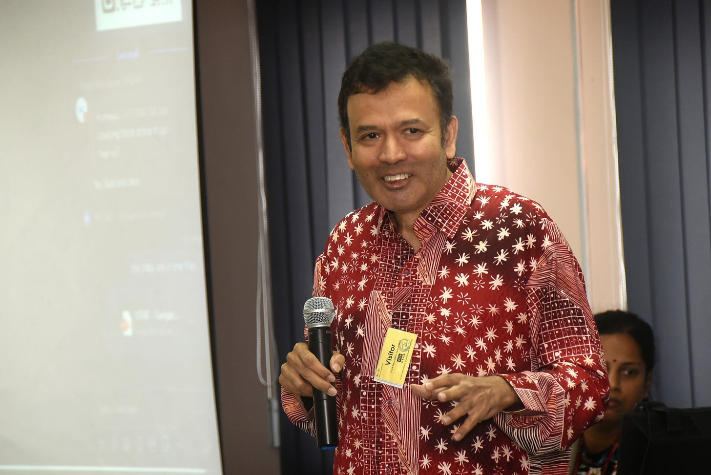 Talk on Geopolitics, Geoeconomics,and Black Swan Events Talk on Geopolitics, Geoeconomics,and Black Swan Events