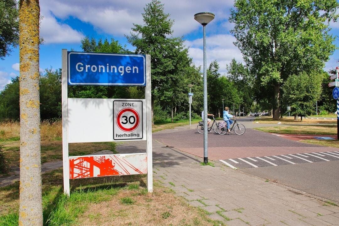 Signal d'entrée de la ville de Groningen (Groningue en français) Signal d'entrée de la ville de Groningen (Groningue en français)