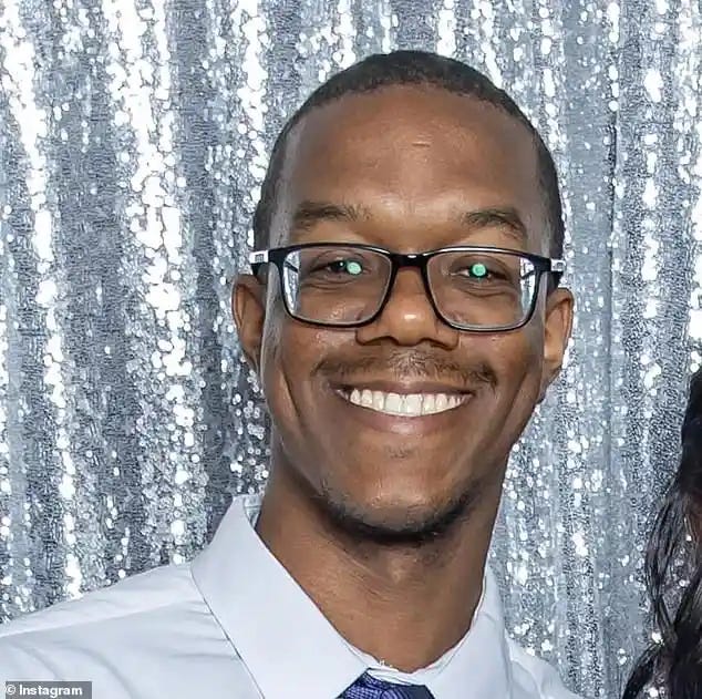 D.C. Pipebomber - Steve Baker Interview: A look at Blaze’s D.C. pipe bomb story as Volpe and Luthmann press skepticism and probe good-faith. D.C. Pipebomber - Steve Baker Interview: A look at Blaze’s D.C. pipe bomb story as Volpe and Luthmann press skepticism and probe good-faith.