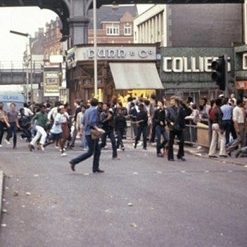 1985 Brixton Riot : London Remembers, Aiming to capture all memorials in  London