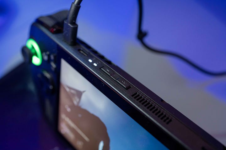 Asus ROG Xbox Ally X gaming handheld