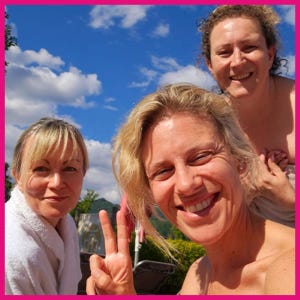 A group of women taking a selfie

AI-generated content may be incorrect.