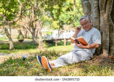 234 Old Man Sitting Resting Under Old Tree Images, Stock Photos, 3D  objects, & Vectors | Shutterstock