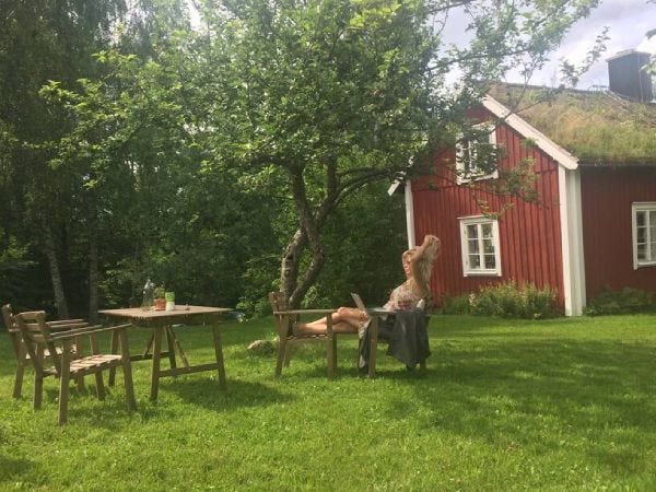 Fru och torp. Fru och torp.