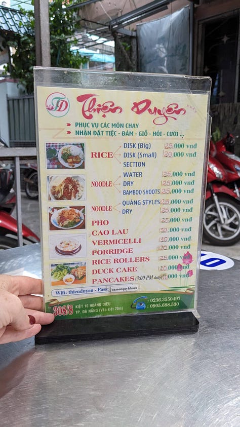 Bánh Xèo, menu & Mì Quảng