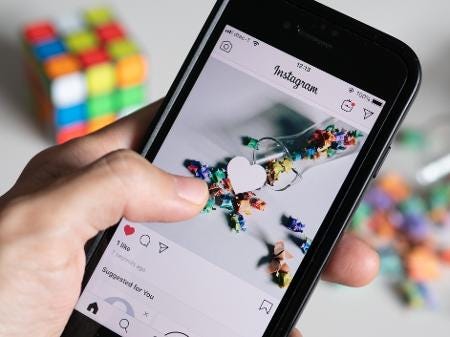 Feed cronológico vai voltar para o Instagram em 2022, entenda a mudança -  09/12/2021 - UOL TILT