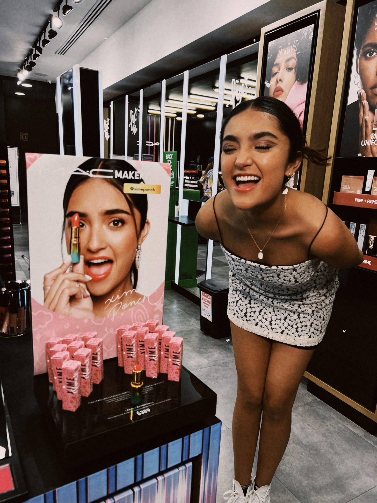 Bilingual creator Xime Ponch working behind the scenes with the MAC Cosmetics team. A look at the MAC Maker development process, moving from consumer to industry collaborator.