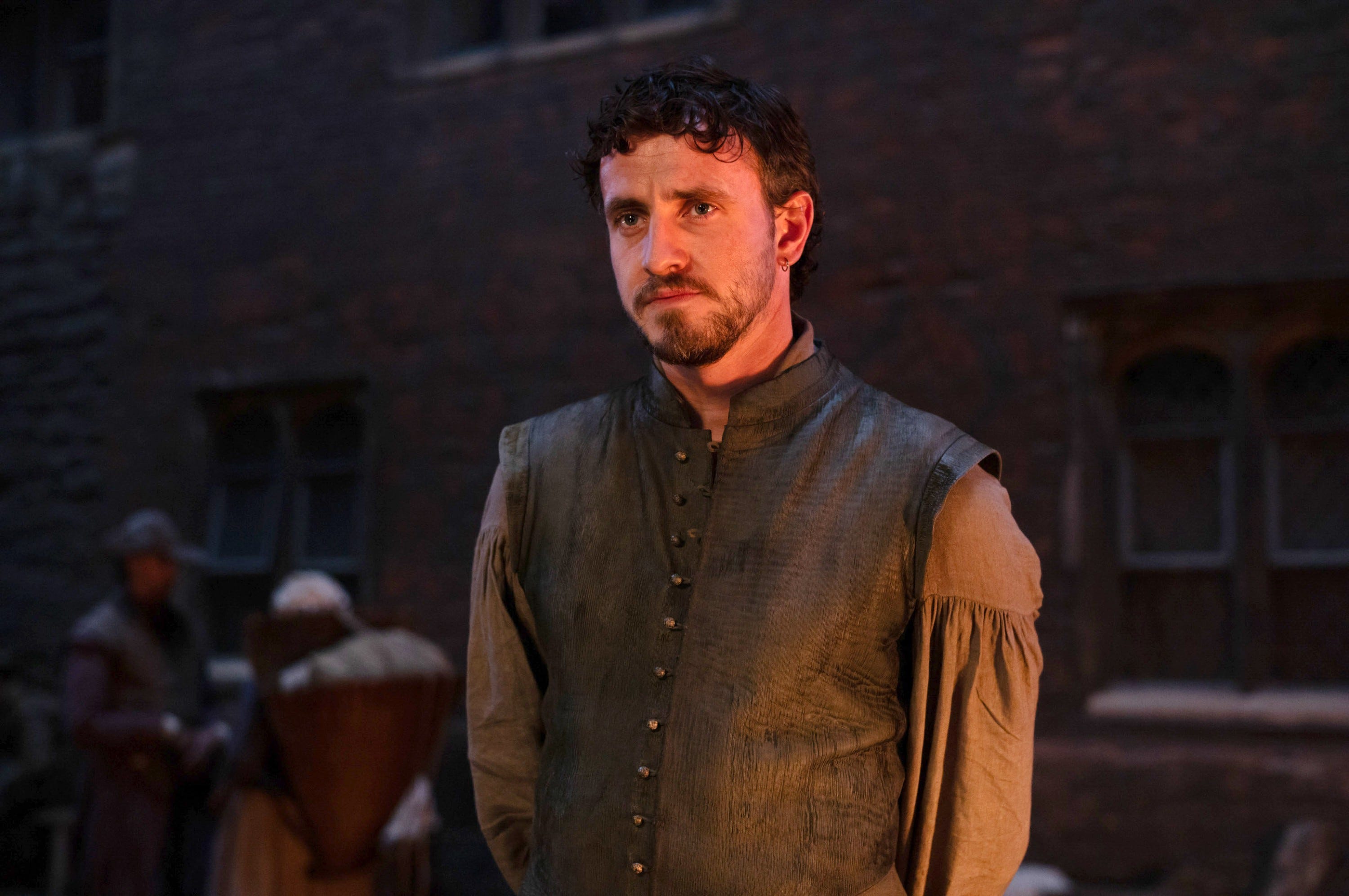 Hamnet Costumes: Earthy Reds, Shakespearean Blues [Interview]
