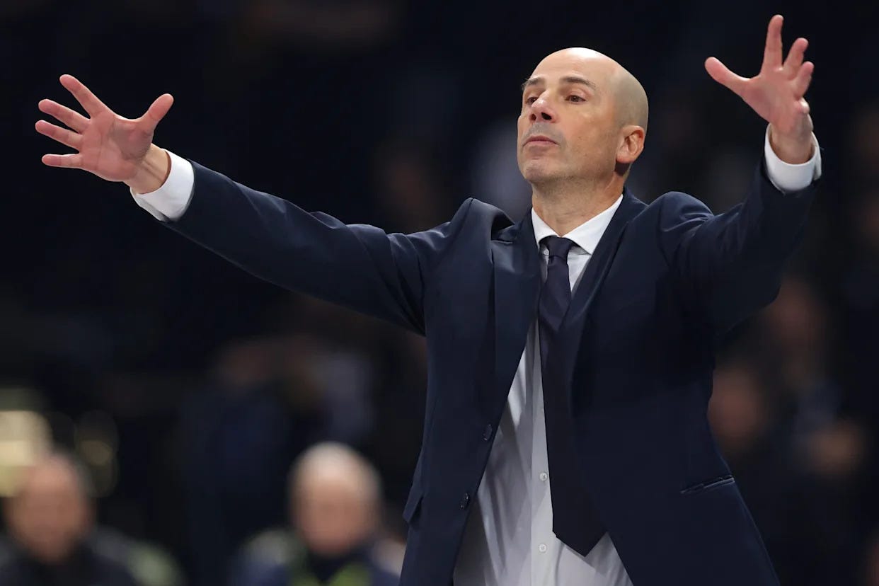 Joan Peñarroya se estrena con derrota en el banquillo del Partizan - Yahoo  Noticias