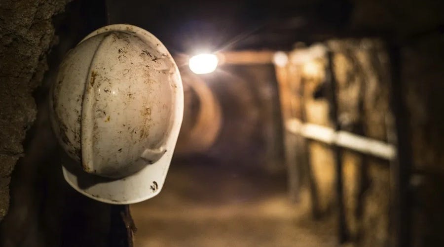 Ten Mexican miners remain trapped in coal mine after three rescued -  MINING.COM