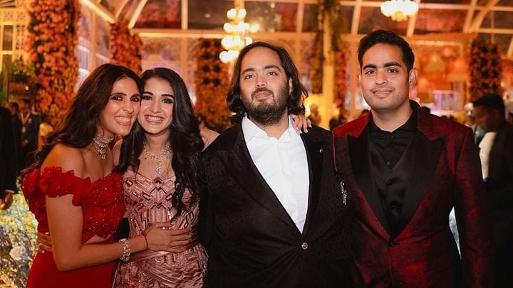 story-hero-img story-hero-img