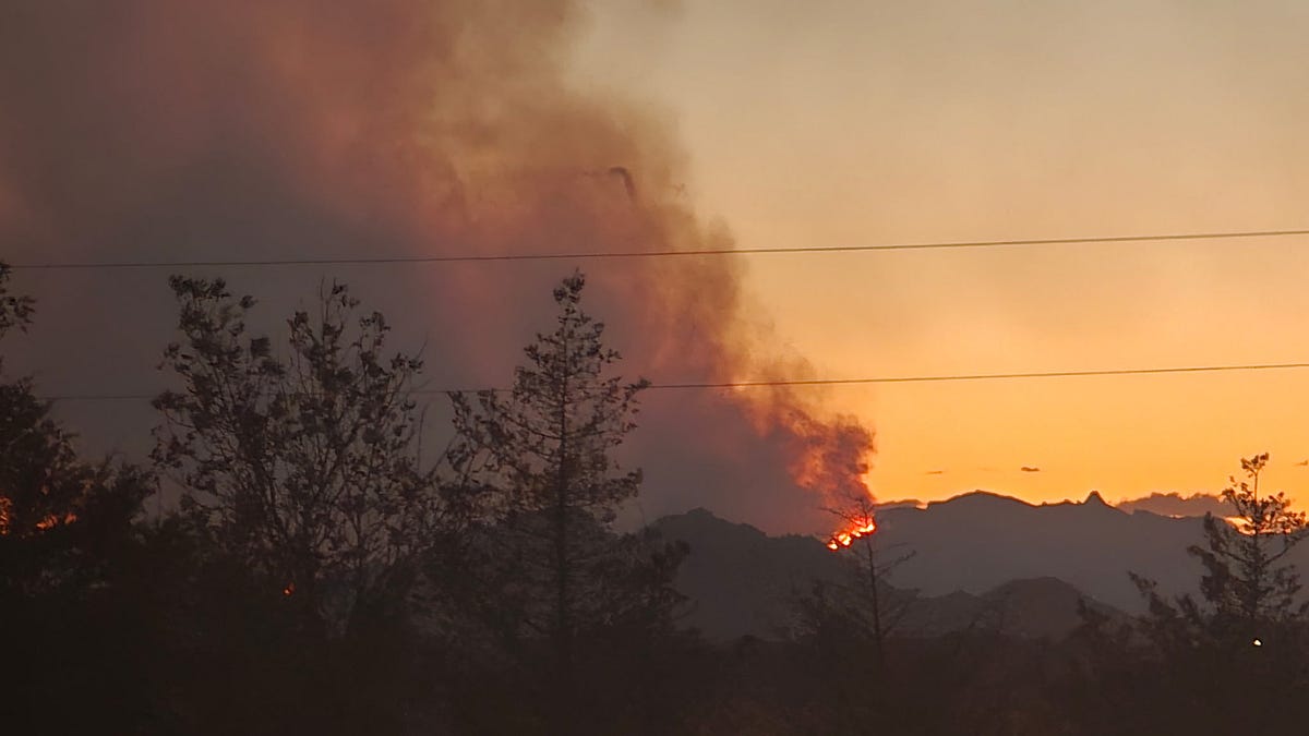 “Difficult-to-access” Moonshine Fire exceeds 2,000 acres