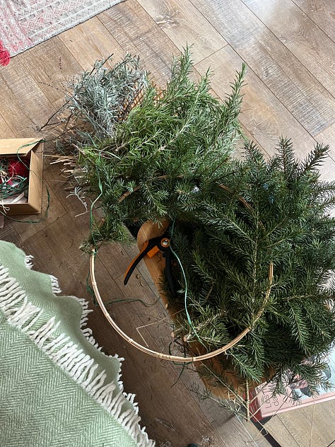 préparatif de couronne et sablés de Noël