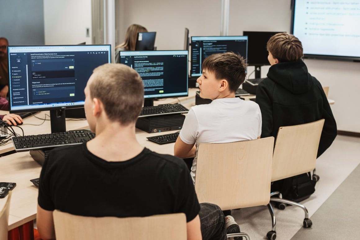 Widening the Future: how //kood is bringing programming education to Estonian schools - //kood Widening the Future: how //kood is bringing programming education to Estonian schools - //kood