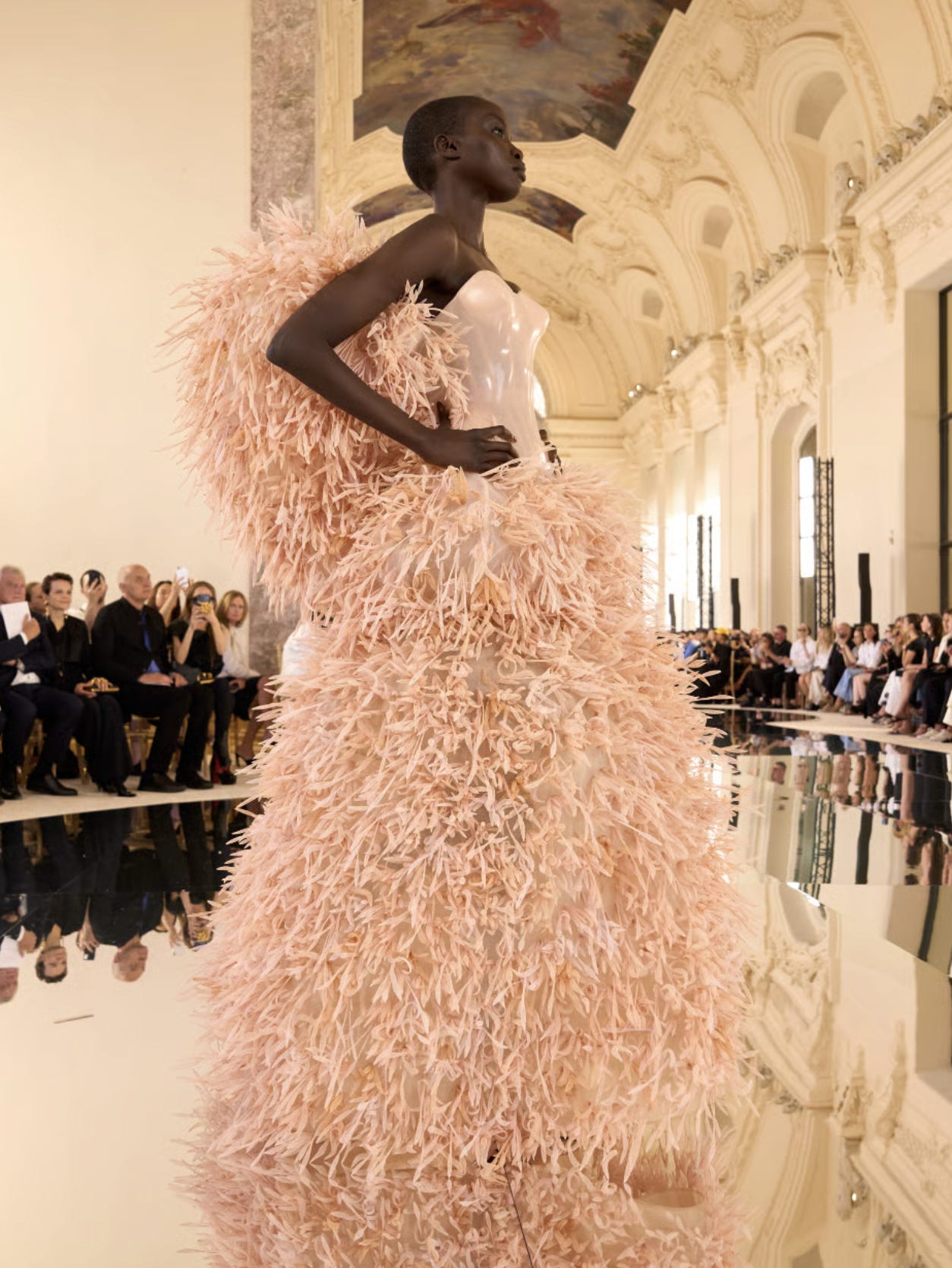 runway dress luxury fall Luxury Feather One Shoulder Evening Dress with Cape Sleeves SS438