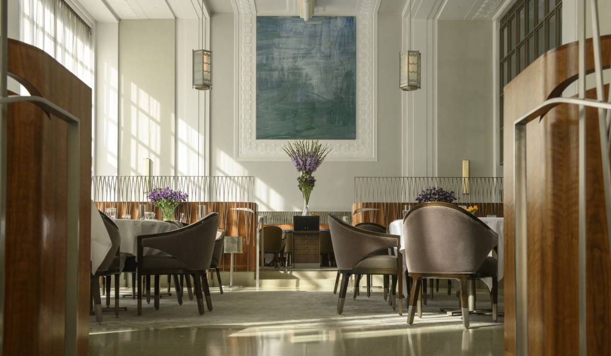 The Journey of Eleven Madison Park and 'Unreasonable Hospitality' - FSR magazine The Journey of Eleven Madison Park and 'Unreasonable Hospitality' - FSR magazine