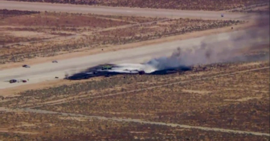 B-52 bomber crashes after takeoff at Edwards Air Force Base | Fox News B-52 bomber crashes after takeoff at Edwards Air Force Base | Fox News
