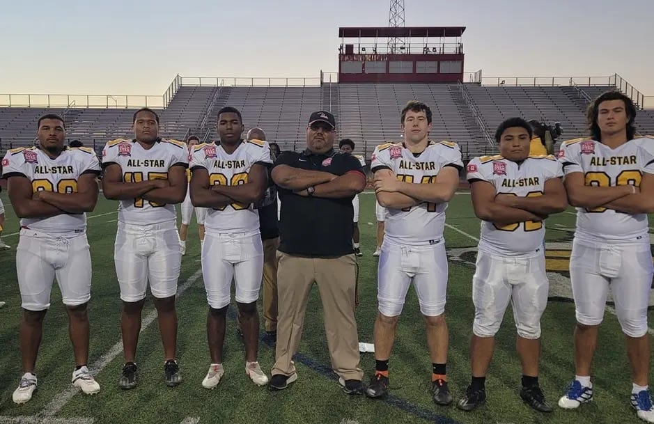 Social media reports suggest that Dante Montoya, South San Bobcats coach, passed away in an accident (Image via Facebook/Dante Montoya) Social media reports suggest that Dante Montoya, South San Bobcats coach, passed away in an accident (Image via Facebook/Dante Montoya)