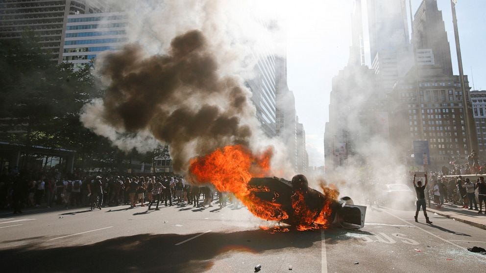 Donald Trump az ANTIFA-t terrorszervezetté nyilvánította!