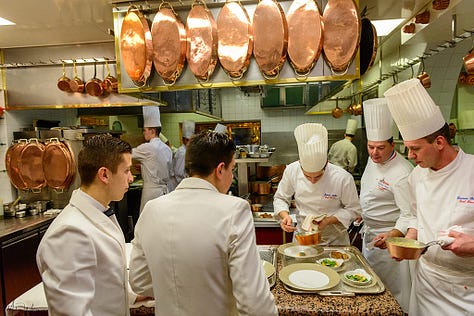 Chef Mulder running his crew