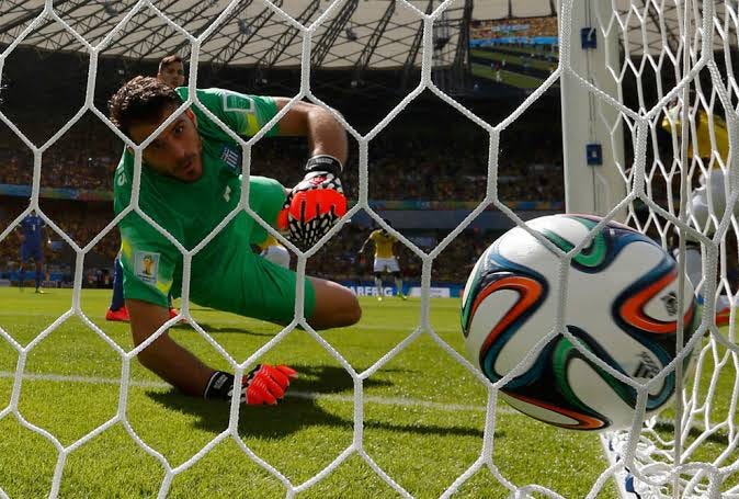 Top 20 breathtaking Goals scored in World Football