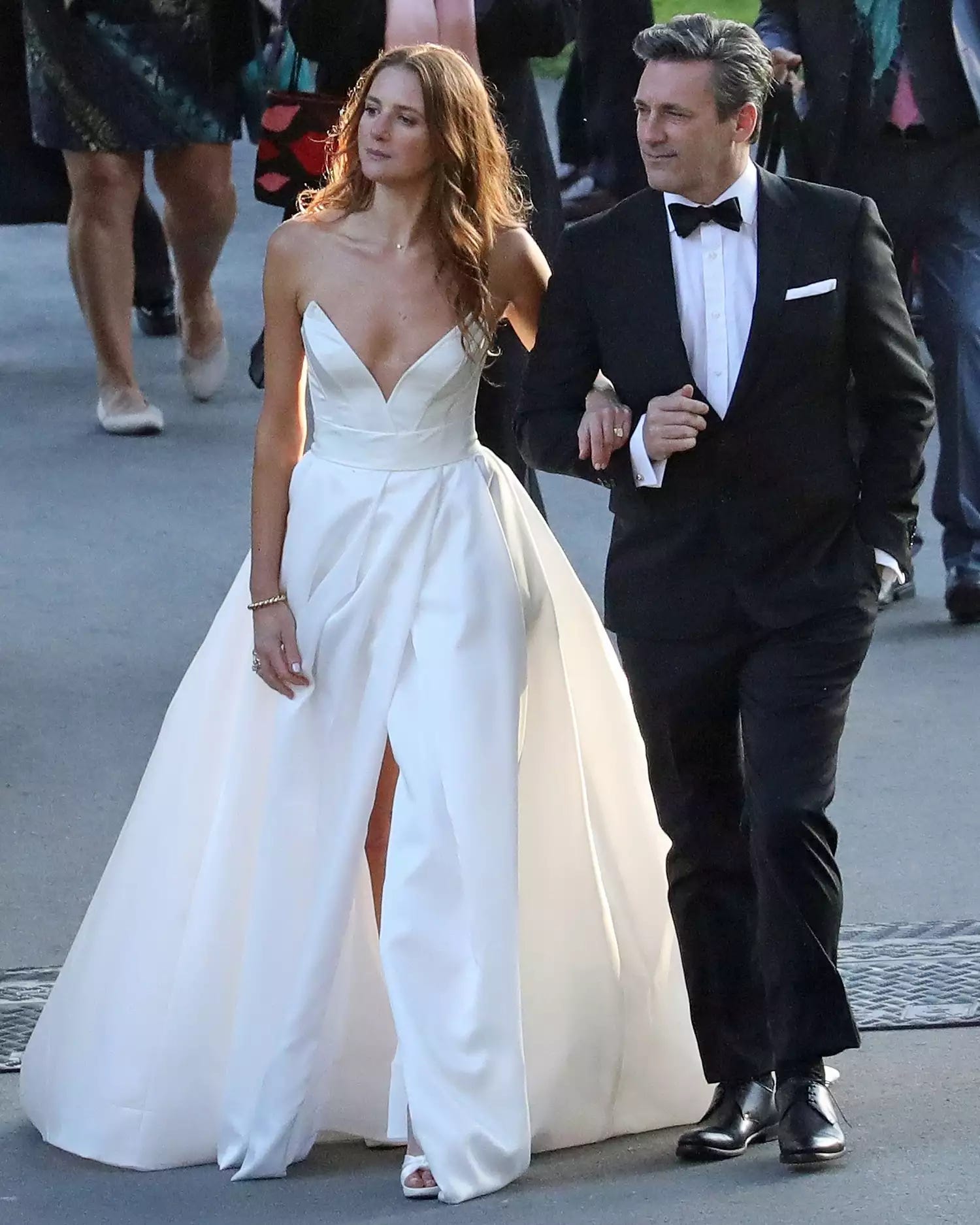 Did Jennifer Lawrence cheat with Liam Hemsworth?, image size:1500x1875