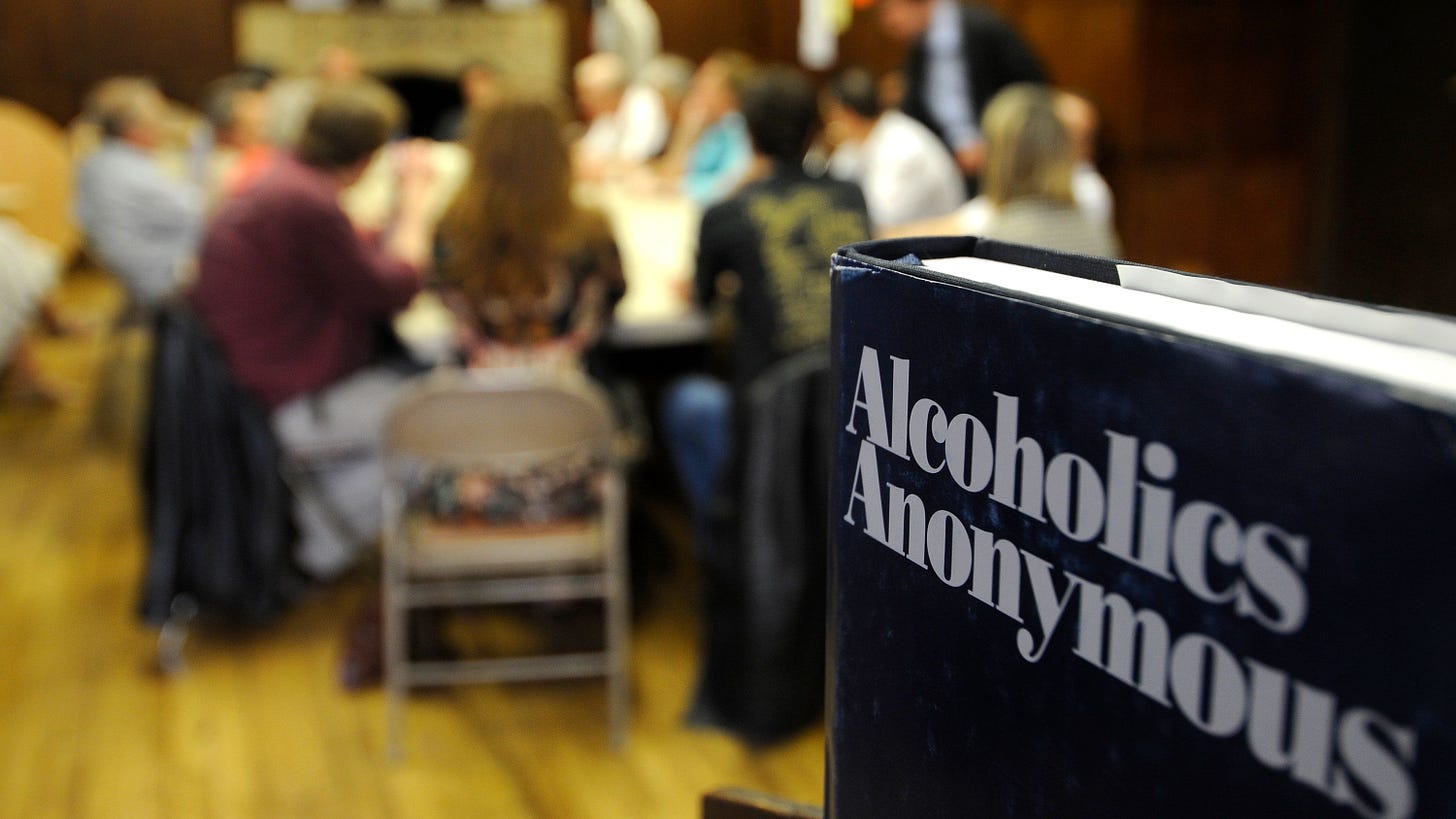 Alcoholics Anonymous members find support during coronavirus pandemic | CNN Alcoholics Anonymous members find support during coronavirus pandemic | CNN