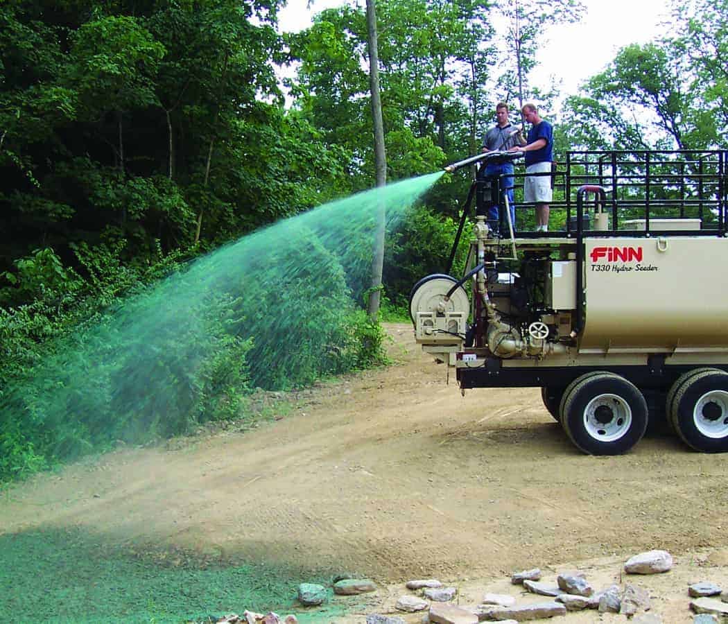 T330 & T400 Hydroseeders® (3350 & 3975 Gallon) - Finn Corporation T330 & T400 Hydroseeders® (3350 & 3975 Gallon) - Finn Corporation