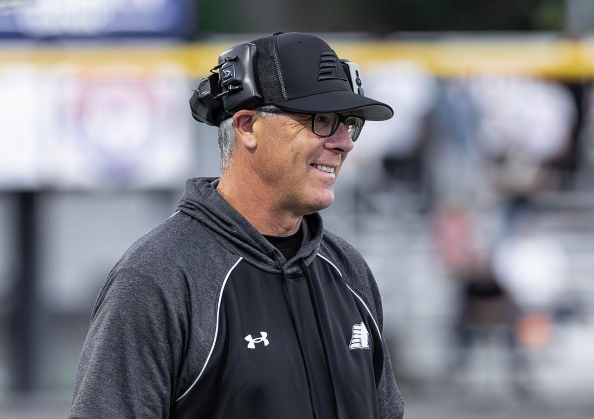 Billings West track and field coach Rob Stanton resigns Billings West track and field coach Rob Stanton resigns