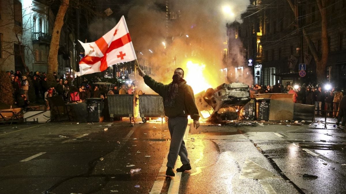 Video. Protests in Georgia: riots continue in Tbilisi