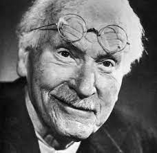 Carl Jung: Explorador de la Psique Humana Carl Jung: Explorador de la Psique Humana