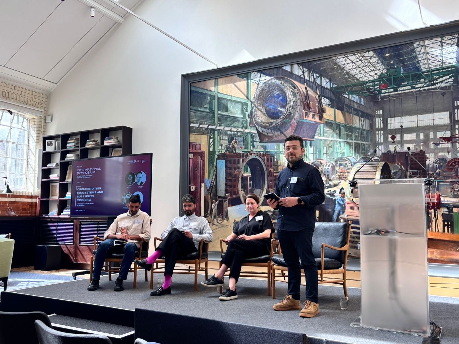 Orquestando ecosistemas y sosteniendo misiones de innovación: notas del 5º Wicked Symposium