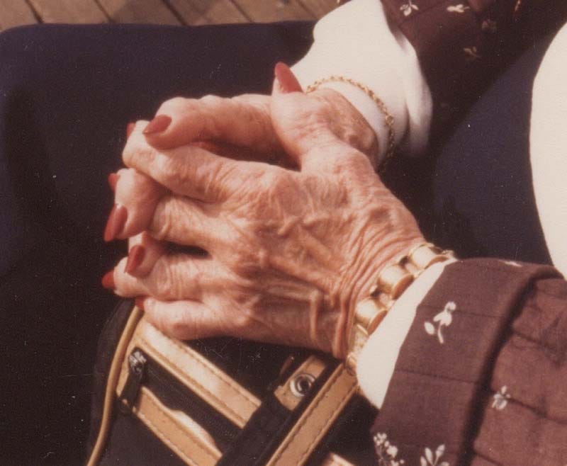 Lesléa's grandmother's hands
