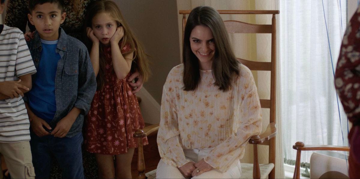 Smile review: A hard-hitting horror movie that puts a grin on your face -  Polygon