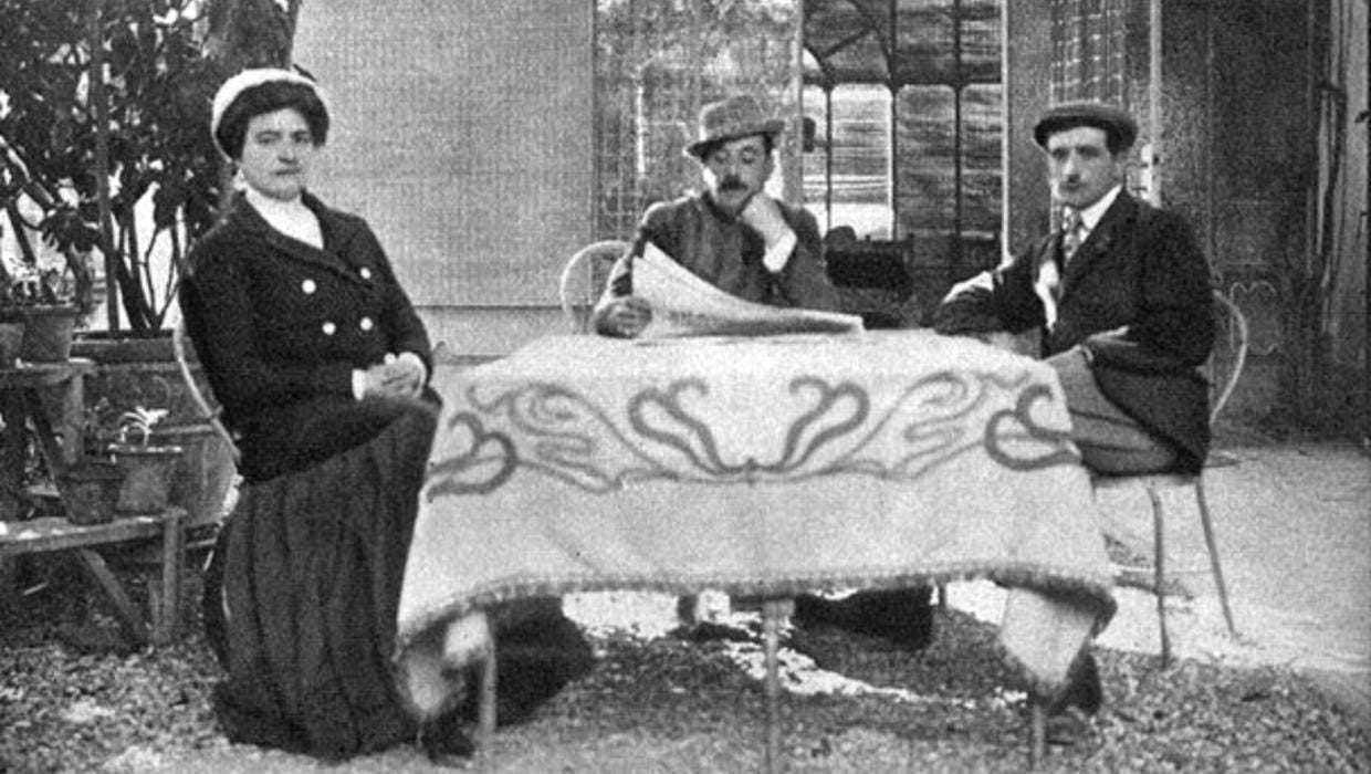 Puccini, Elvira, and Antonio at Torre del Lago