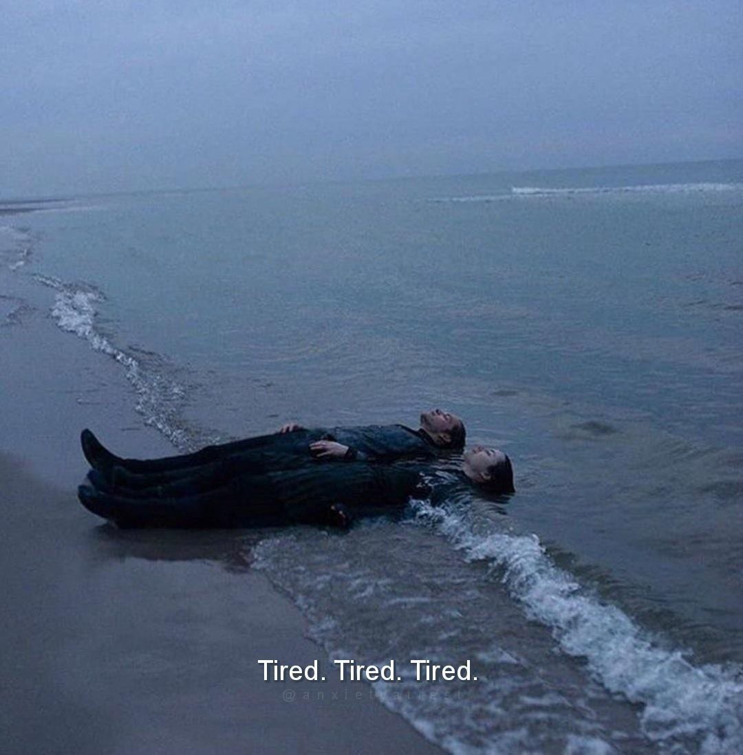 An image added by caasi on Oct 12, 2023. May present: sky, water, sea, snowfall, ballistic missile submarine.