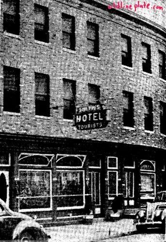 This image has an empty alt attribute; its file name is smithshotel-copy-342x500.jpg