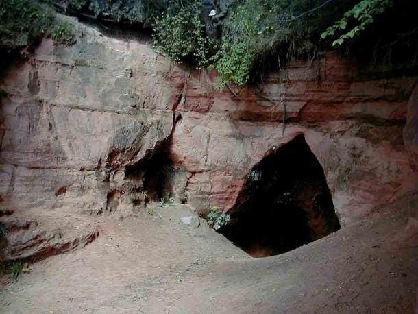 The first discovery made by prominent cave researcher, Guntis Eniņš, was of mysterious carvings on the walls of the Lībiešu Upurala cave in 1971. (J. Sedols / CC BY 3.0)