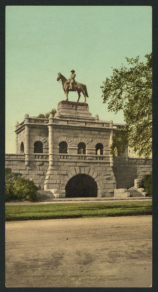 The Grant Monument in Chicago’s Lincoln Park photographed in 1901. (Library of Congress)