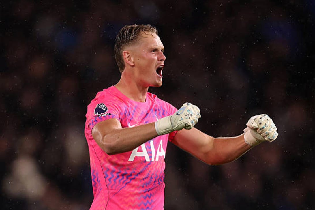 LONDON, ENGLAND - OCTOBER 24: Antonin Kinsky of Tottenham Hotspur celebrates after Mike Penders of Chelsea scores an own goal, the first goal for Tottenham Hotspur during the Premier League 2026/27 match between Chelsea FC and Tottenham Hotspur at Stamford Bridge on October 24, 2026 in London, England. (Photo by Ryan Pierse/Getty Images) LONDON, ENGLAND - OCTOBER 24: Antonin Kinsky of Tottenham Hotspur celebrates after Mike Penders of Chelsea scores an own goal, the first goal for Tottenham Hotspur during the Premier League 2026/27 match between Chelsea FC and Tottenham Hotspur at Stamford Bridge on October 24, 2026 in London, England. (Photo by Ryan Pierse/Getty Images)