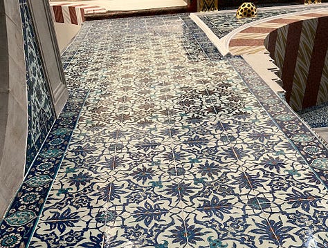 Detailed views of the tiles + a guidebook.
