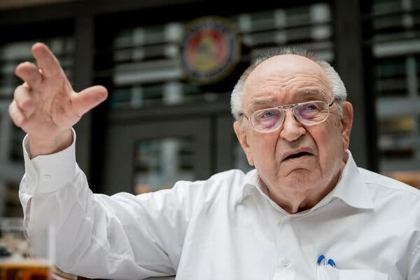 Werner Franke, Who Exposed East German Doping Program, Dies at 82 - The New  York Times