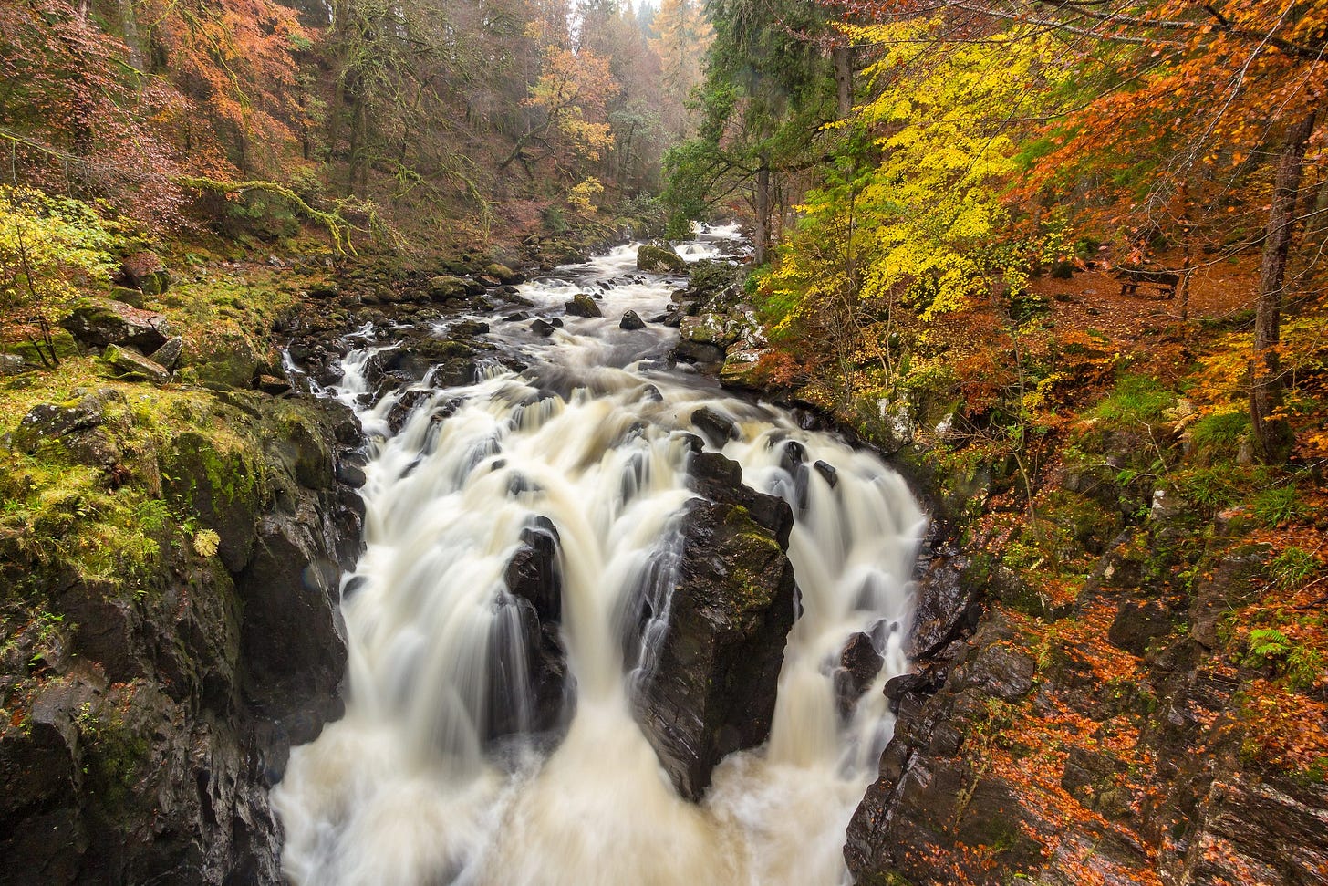The Black Linn waterfall on the River Braan, viewed in autumn from the balcony of Ossian’s Hall © Felicity Martin The Black Linn waterfall on the River Braan, viewed in autumn from the balcony of Ossian’s Hall © Felicity Martin