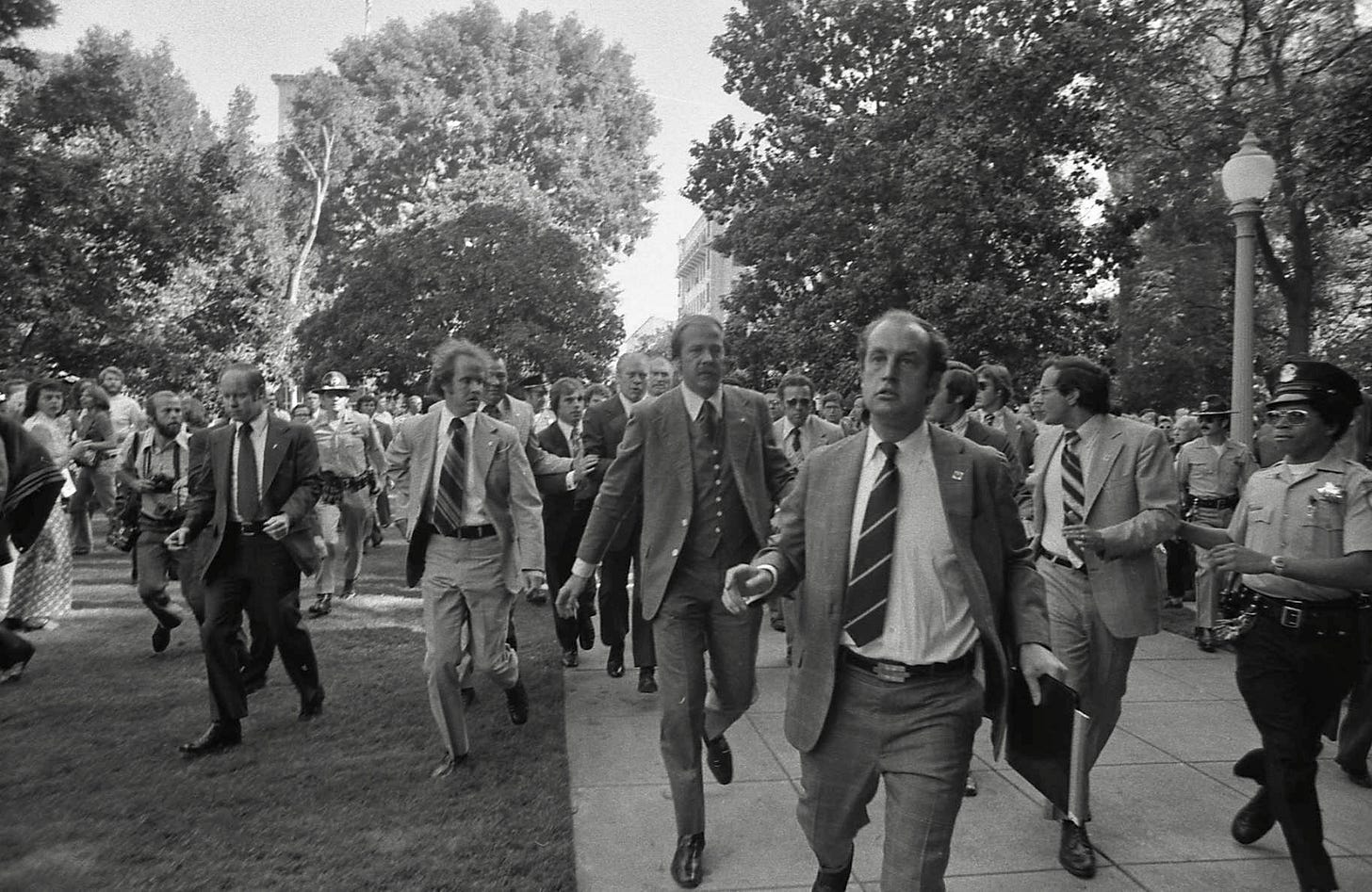 Attempted assassination of Gerald Ford in Sacramento - Wikipedia